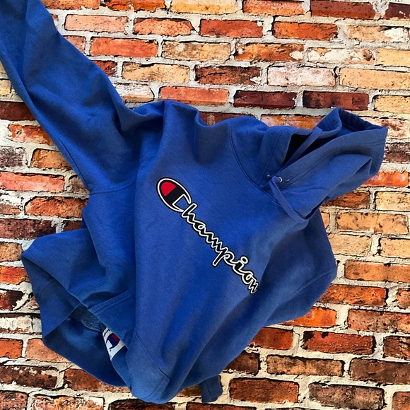 Men’s CHAMPION brand HOODIE - Picture 2 of 2